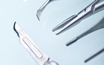 Jakie rodzaj implantów są obecnie stosowane w odbudowie zębów?