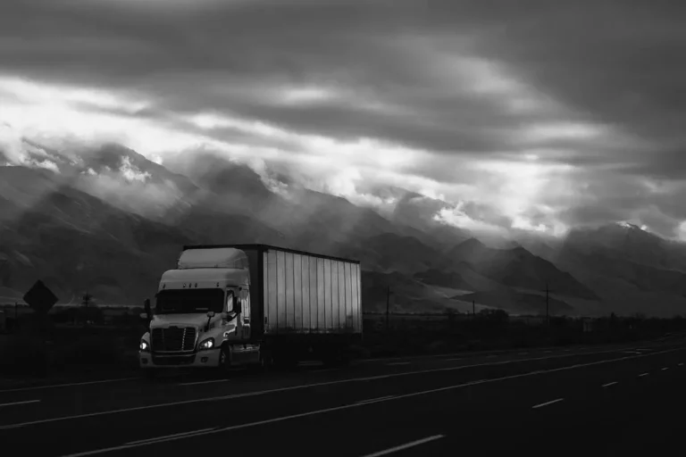 Pojazdy ciężarowe DAF w ofercie Grupy DBK: Synonim niezawodności w transporcie